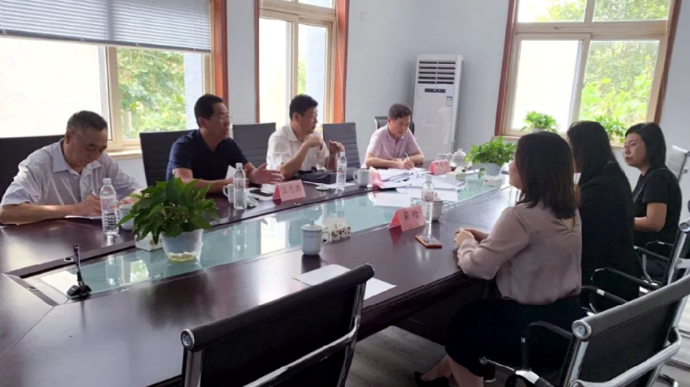 青岛市总工会基层部领导一行至公司参观考察