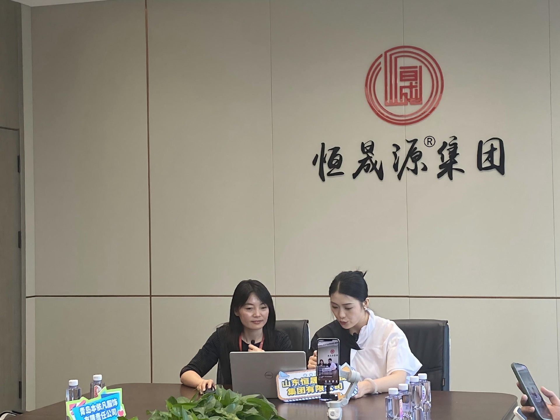 c416089b5fcc9de8728bb5bdbc4fae0.jpg