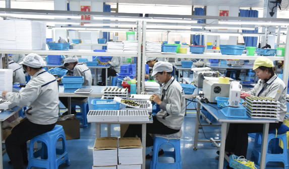事故原因不明，职工在工作时间和工作场所内受伤能否认工伤？